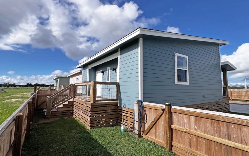 106 & 110 Landry Circle, ROCKPORT, TX 78382, 4 Habitaciones Habitaciones , ,2 BañosBaños,Residential,En Venta,106 & 110 Landry Circle,147539