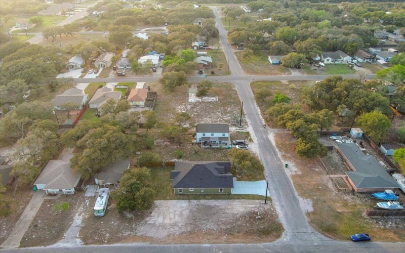 411 W Magnolia, Aransas Pass, TX 78336, 3 Bedrooms Bedrooms, ,2 BathroomsBathrooms,Residential,For Sale,411 W Magnolia,147698