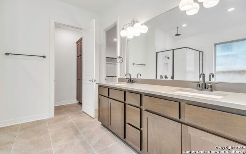 119 ROSANNA RIDGE, Universal City, TX 78148, 4 Bedrooms Bedrooms, ,3 BathroomsBathrooms,Residential,For Sale,119 ROSANNA RIDGE,1809422