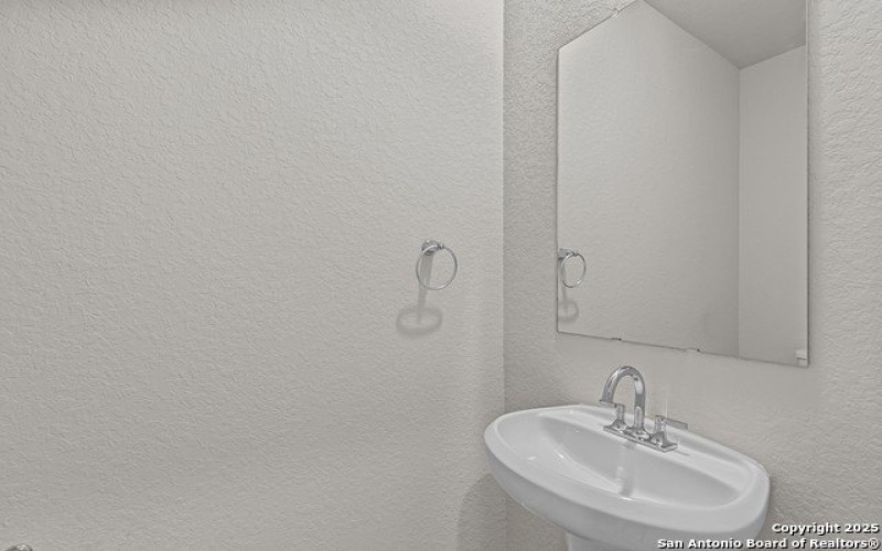 2562 RAMBO DRIVE, San Antonio, TX 78224, 3 Bedrooms Bedrooms, ,2 BathroomsBathrooms,Residential,For Sale,2562 RAMBO DRIVE,1809882