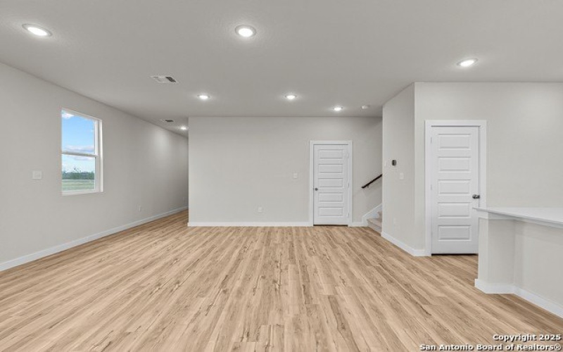 2562 RAMBO DRIVE, San Antonio, TX 78224, 3 Bedrooms Bedrooms, ,2 BathroomsBathrooms,Residential,For Sale,2562 RAMBO DRIVE,1809882