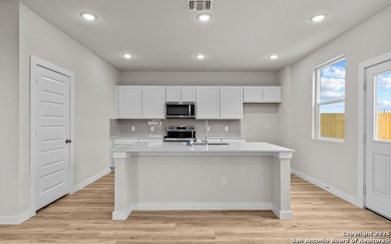 2562 RAMBO DRIVE, San Antonio, TX 78224, 3 Bedrooms Bedrooms, ,2 BathroomsBathrooms,Residential,For Sale,2562 RAMBO DRIVE,1809882