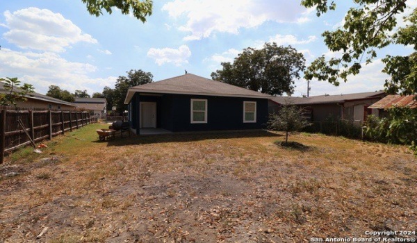 1519 W HARLAN AVE, San Antonio, TX 78211, 3 Bedrooms Bedrooms, ,2 BathroomsBathrooms,Residential,For Sale,1519 W HARLAN AVE,1813382