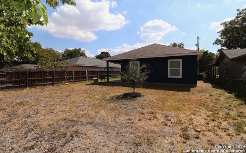 1519 W HARLAN AVE, San Antonio, TX 78211, 3 Bedrooms Bedrooms, ,2 BathroomsBathrooms,Residential,For Sale,1519 W HARLAN AVE,1813382