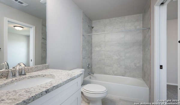 8627 Valentina Way #101, San Antonio, TX 78245, 3 Bedrooms Bedrooms, ,2 BathroomsBathrooms,Residential Lease,For Rent,8627 Valentina Way,1814245