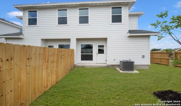 8627 Valentina Way #101, San Antonio, TX 78245, 3 Bedrooms Bedrooms, ,2 BathroomsBathrooms,Residential Lease,For Rent,8627 Valentina Way,1814245