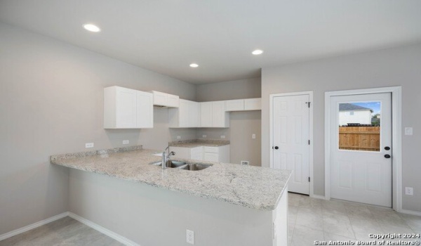 8627 Valentina Way #101, San Antonio, TX 78245, 3 Bedrooms Bedrooms, ,2 BathroomsBathrooms,Residential Lease,For Rent,8627 Valentina Way,1814245