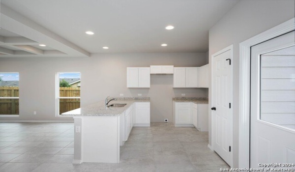 8627 Valentina Way #101, San Antonio, TX 78245, 3 Bedrooms Bedrooms, ,2 BathroomsBathrooms,Residential Lease,For Rent,8627 Valentina Way,1814245