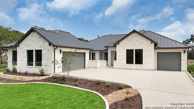 8166 BLUE OAK WAY, Garden Ridge, TX 78266, 4 Bedrooms Bedrooms, ,5 BathroomsBathrooms,Residential,For Sale,8166 BLUE OAK WAY,1828470
