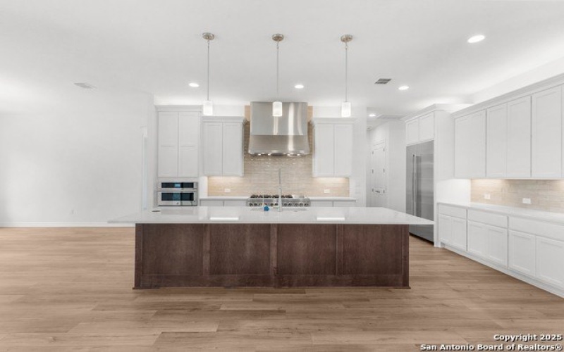 8166 BLUE OAK WAY, Garden Ridge, TX 78266, 4 Bedrooms Bedrooms, ,5 BathroomsBathrooms,Residential,For Sale,8166 BLUE OAK WAY,1828470