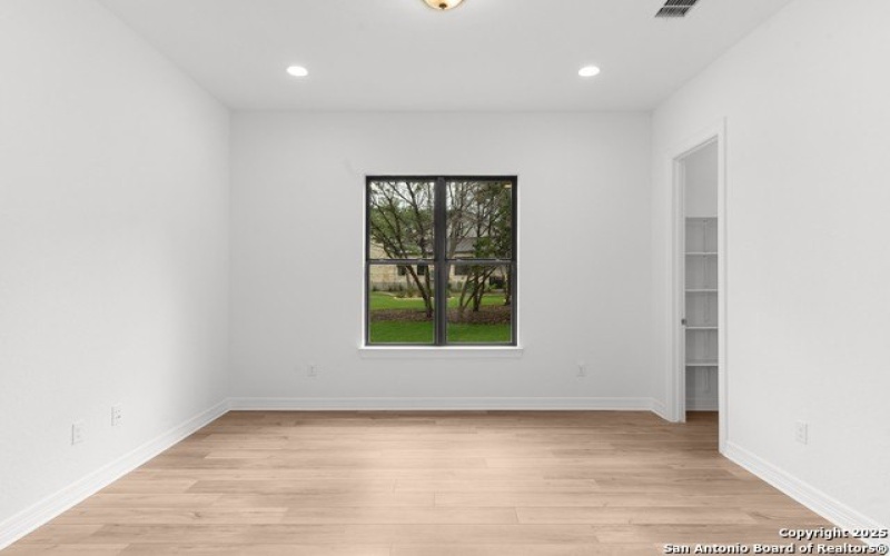 8166 BLUE OAK WAY, Garden Ridge, TX 78266, 4 Bedrooms Bedrooms, ,5 BathroomsBathrooms,Residential,For Sale,8166 BLUE OAK WAY,1828470