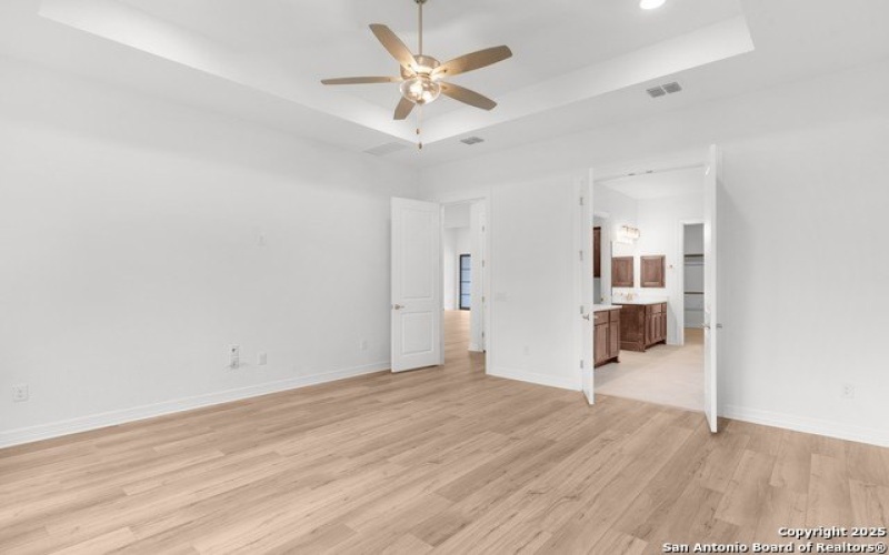 8166 BLUE OAK WAY, Garden Ridge, TX 78266, 4 Bedrooms Bedrooms, ,5 BathroomsBathrooms,Residential,For Sale,8166 BLUE OAK WAY,1828470
