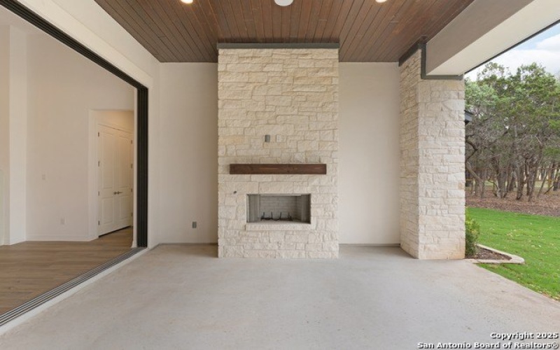 8166 BLUE OAK WAY, Garden Ridge, TX 78266, 4 Bedrooms Bedrooms, ,5 BathroomsBathrooms,Residential,For Sale,8166 BLUE OAK WAY,1828470