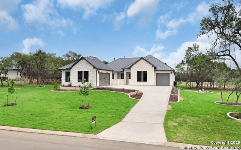 8166 BLUE OAK WAY, Garden Ridge, TX 78266, 4 Bedrooms Bedrooms, ,5 BathroomsBathrooms,Residential,For Sale,8166 BLUE OAK WAY,1828470