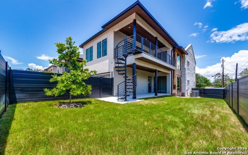 405 Oak Park Dr Unit A, Boerne, TX 78006, 3 Bedrooms Bedrooms, ,3 BathroomsBathrooms,Residential,For Sale,405 Oak Park Dr Unit A,1829555