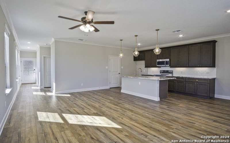 8919 SUMMERWOOD BEND, San Antonio, TX 78254, 3 Bedrooms Bedrooms, ,2 BathroomsBathrooms,Residential,For Sale,8919 SUMMERWOOD BEND,1830672
