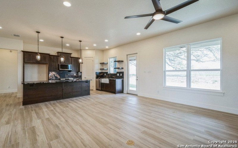 313 Firewheel Loop, Floresville, TX 78114, 3 Bedrooms Bedrooms, ,2 BathroomsBathrooms,Residential,For Sale,313 Firewheel Loop,1830851