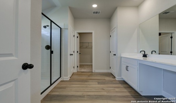 1341 Meester Dr, San Antonio, TX 78245, 4 Habitaciones Habitaciones , ,3 BañosBaños,Residential,En Venta,1341 Meester Dr,1831157