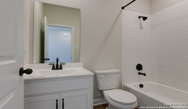 1341 Meester Dr, San Antonio, TX 78245, 4 Habitaciones Habitaciones , ,3 BañosBaños,Residential,En Venta,1341 Meester Dr,1831157