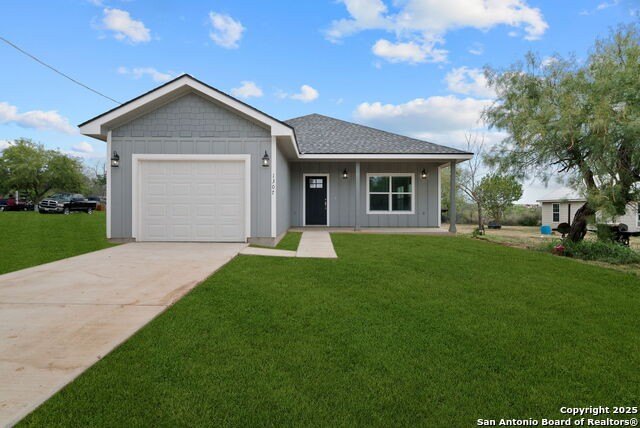 1307 Willow Lane St, Jourdanton, TX 78026, 3 Bedrooms Bedrooms, ,2 BathroomsBathrooms,Residential,For Sale,1307 Willow Lane St,1832015