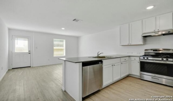 13418 Ansells Place, San Antonio, TX 78253, 3 Bedrooms Bedrooms, ,2 BathroomsBathrooms,Residential Lease,For Rent,13418 Ansells Place,1815986