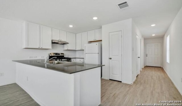 13418 Ansells Place, San Antonio, TX 78253, 3 Bedrooms Bedrooms, ,2 BathroomsBathrooms,Residential Lease,For Rent,13418 Ansells Place,1815986