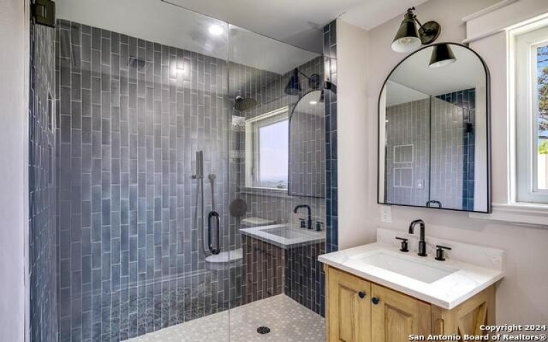 111 Stoney Hills, Center Point, TX 78010, 4 Bedrooms Bedrooms, ,3 BathroomsBathrooms,Residential,For Sale,111 Stoney Hills,1832120