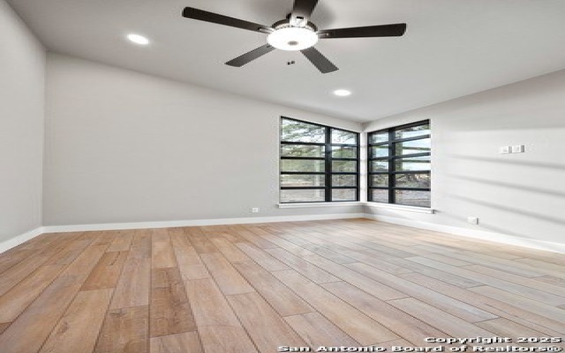 1758 PARADISE PKWY, Canyon Lake, TX 78133, 4 Bedrooms Bedrooms, ,3 BathroomsBathrooms,Residential,For Sale,1758 PARADISE PKWY,1832305