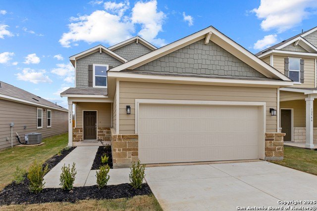 12542 Spike Heights, San Antonio, TX 78245, 4 Habitaciones Habitaciones , ,3 BañosBaños,Residential,En Venta,12542 Spike Heights,1816337
