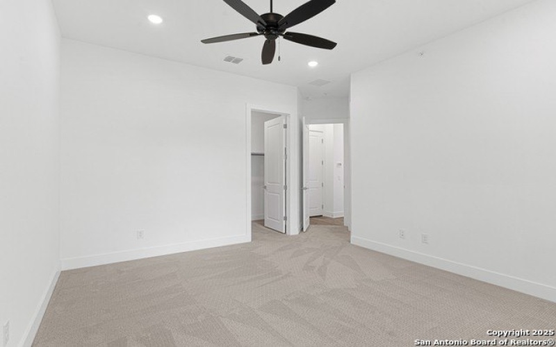 10011 UNIVERSITY WAY, San Antonio, TX 78224, 3 Bedrooms Bedrooms, ,2 BathroomsBathrooms,Residential,For Sale,10011 UNIVERSITY WAY,1832838