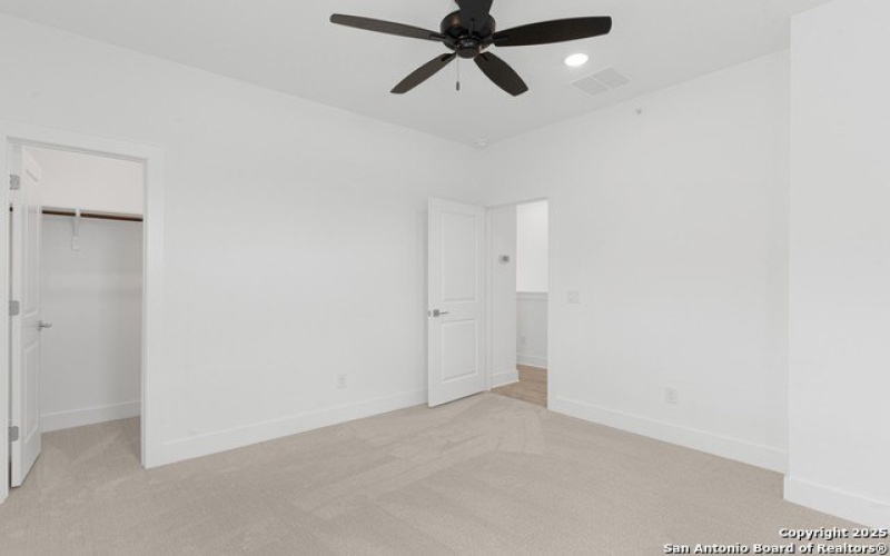 10011 UNIVERSITY WAY, San Antonio, TX 78224, 3 Bedrooms Bedrooms, ,2 BathroomsBathrooms,Residential,For Sale,10011 UNIVERSITY WAY,1832838