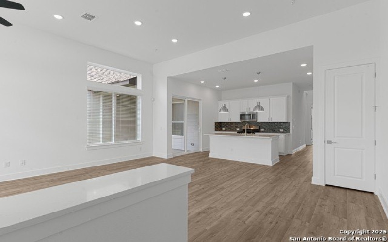 10011 UNIVERSITY WAY, San Antonio, TX 78224, 3 Bedrooms Bedrooms, ,2 BathroomsBathrooms,Residential,For Sale,10011 UNIVERSITY WAY,1832838