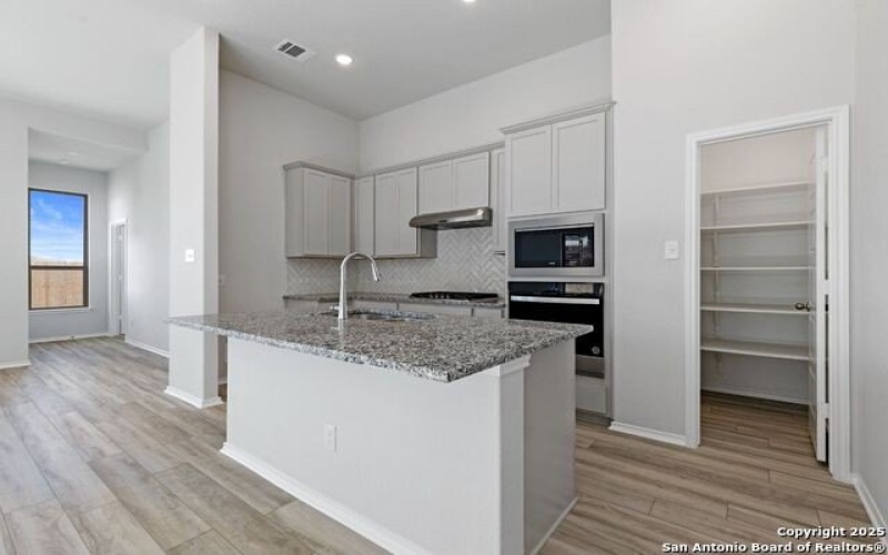 12562 Carrick Drive, San Antonio, TX 78254, 3 Bedrooms Bedrooms, ,2 BathroomsBathrooms,Residential,For Sale,12562 Carrick Drive,1817499