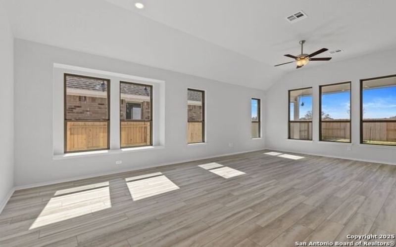 12562 Carrick Drive, San Antonio, TX 78254, 3 Bedrooms Bedrooms, ,2 BathroomsBathrooms,Residential,For Sale,12562 Carrick Drive,1817499