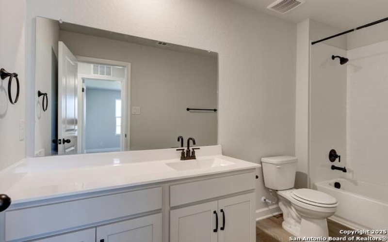 125 Beveridge, Seguin, TX 78155, 4 Bedrooms Bedrooms, ,2 BathroomsBathrooms,Residential,For Sale,125 Beveridge,1817664