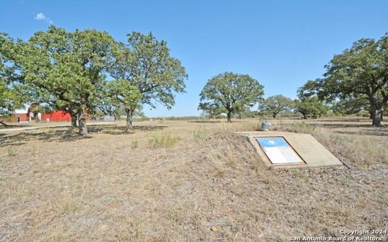 460 Eastside Lake, Graham, TX 76450, ,Commercial Sale,En Venta,460 Eastside Lake,1818166