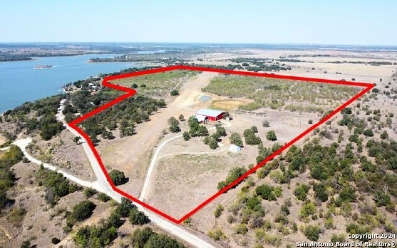 460 Eastside Lake, Graham, TX 76450, ,Commercial Sale,En Venta,460 Eastside Lake,1818166