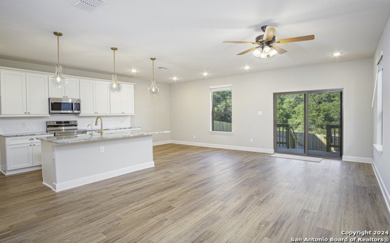 9007 SUMMERWOOD BEND, San Antonio, TX 78254, 3 Bedrooms Bedrooms, ,2 BathroomsBathrooms,Residential,For Sale,9007 SUMMERWOOD BEND,1818446