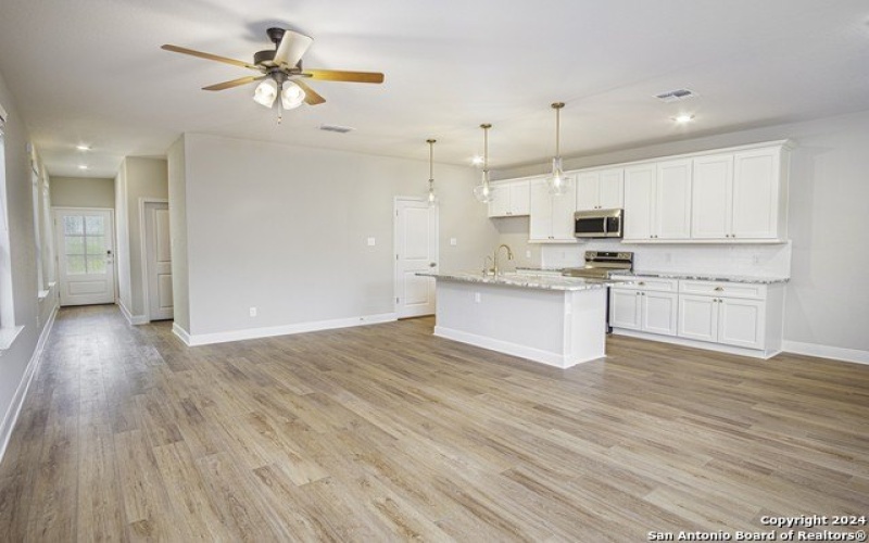 9007 SUMMERWOOD BEND, San Antonio, TX 78254, 3 Bedrooms Bedrooms, ,2 BathroomsBathrooms,Residential,For Sale,9007 SUMMERWOOD BEND,1818446