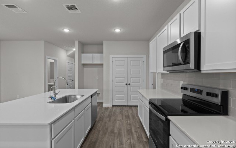 14706 Emerio Drive, San Antonio, TX 78253, 4 Habitaciones Habitaciones , ,2 BañosBaños,Residential,En Venta,14706 Emerio Drive,1819064