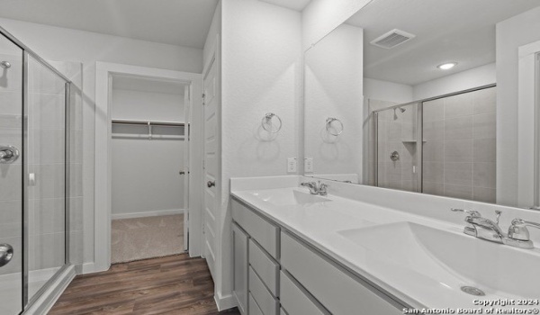 10719 Gilmore Garden, San Antonio, TX 78109, 3 Habitaciones Habitaciones , ,2 BañosBaños,Residential,En Venta,10719 Gilmore Garden,1819072