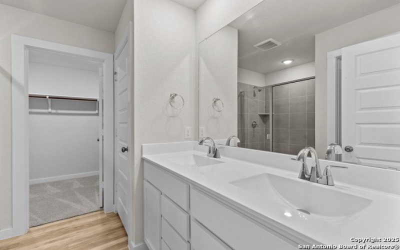 2559 RAMBO DRIVE, San Antonio, TX 78224, 3 Habitaciones Habitaciones , ,2 BañosBaños,Residential,En Venta,2559 RAMBO DRIVE,1819085