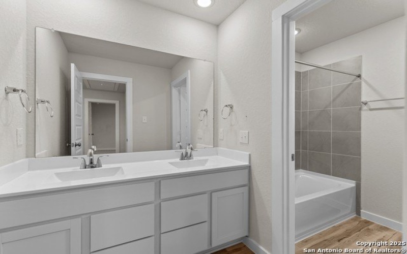 2559 RAMBO DRIVE, San Antonio, TX 78224, 3 Habitaciones Habitaciones , ,2 BañosBaños,Residential,En Venta,2559 RAMBO DRIVE,1819085