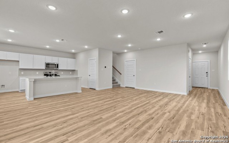 2559 RAMBO DRIVE, San Antonio, TX 78224, 3 Habitaciones Habitaciones , ,2 BañosBaños,Residential,En Venta,2559 RAMBO DRIVE,1819085