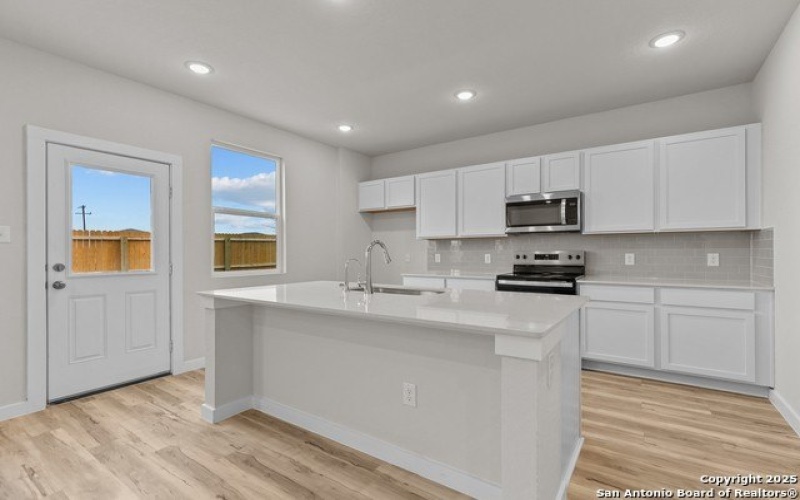 2559 RAMBO DRIVE, San Antonio, TX 78224, 3 Habitaciones Habitaciones , ,2 BañosBaños,Residential,En Venta,2559 RAMBO DRIVE,1819085