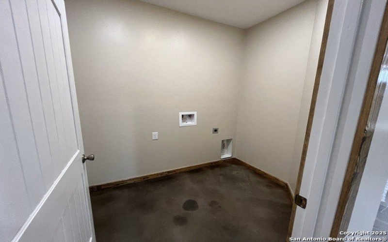 237 Hopi Trail, Bandera, TX 78003, 3 Bedrooms Bedrooms, ,2 BathroomsBathrooms,Residential,For Sale,237 Hopi Trail,1820529