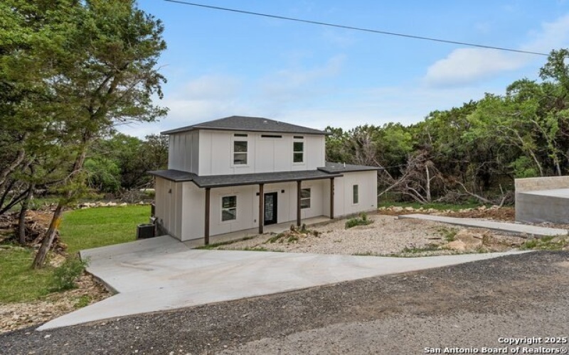 698 HILLCLIMB, Canyon Lake, TX 78133, 3 Bedrooms Bedrooms, ,2 BathroomsBathrooms,Residential,For Sale,698 HILLCLIMB,1822066