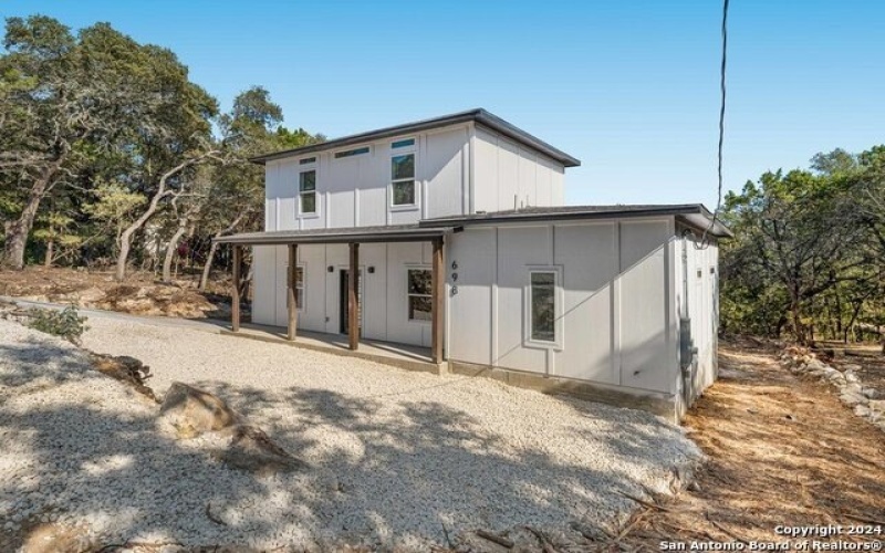 698 HILLCLIMB, Canyon Lake, TX 78133, 3 Bedrooms Bedrooms, ,2 BathroomsBathrooms,Residential,For Sale,698 HILLCLIMB,1822066