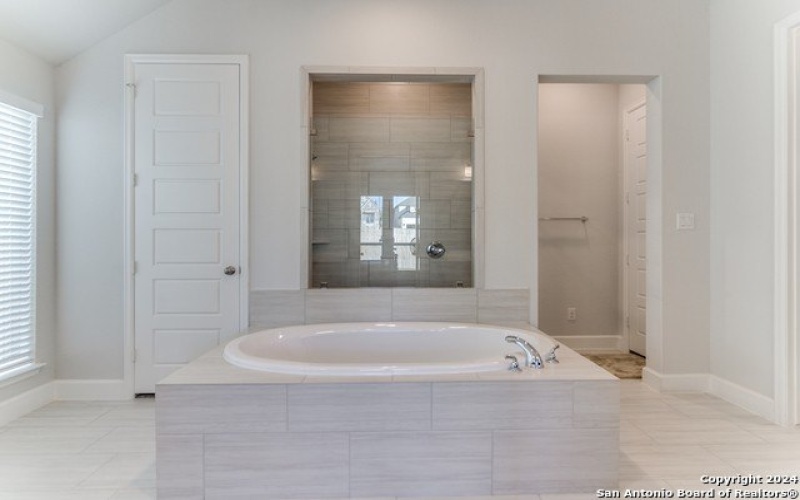 216 Paint Creek, Boerne, TX 78006, 4 Habitaciones Habitaciones , ,3 BañosBaños,Residential,En Venta,216 Paint Creek,1822266