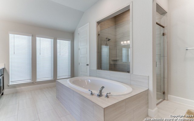 216 Paint Creek, Boerne, TX 78006, 4 Habitaciones Habitaciones , ,3 BañosBaños,Residential,En Venta,216 Paint Creek,1822266